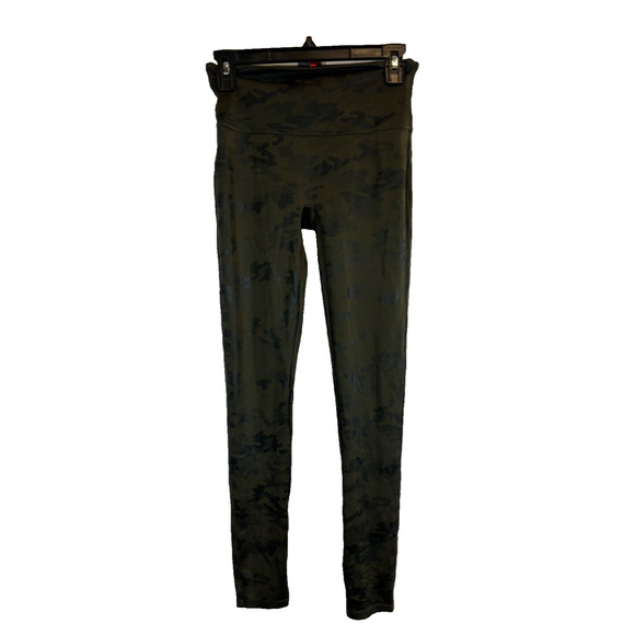 Spanx Pants - SPANX Look at Me Now Seamless Leggings Size M Camo Green $68 Pull On A15